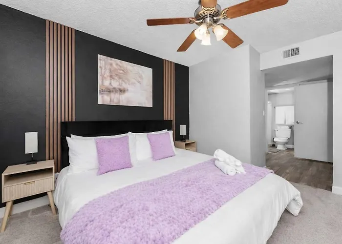 Modern 2br Escape Sleeps 7 Pools Gym & Fire Pit * Tempe